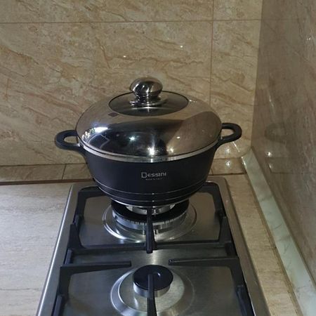 Apartment Izabella Tbilisi Ruang foto