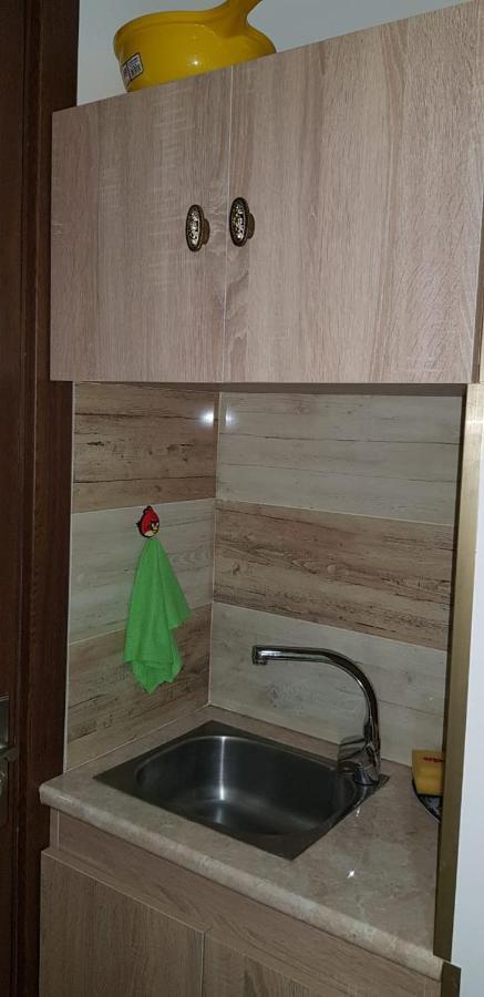 Apartment Izabella Tbilisi Bagian luar foto